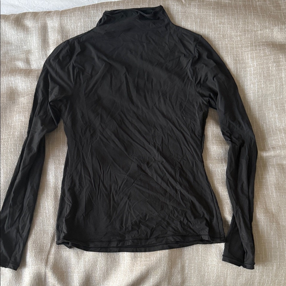 Women's SKIMS Black Long Sleeve Top